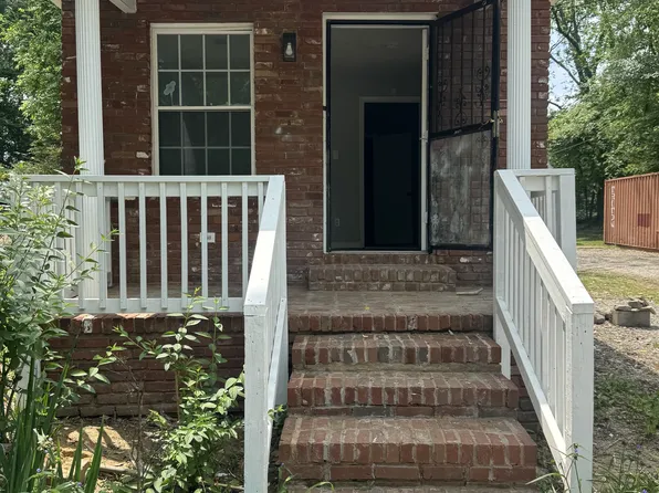 639 W Pleasant Ave, Covington, TN 38019