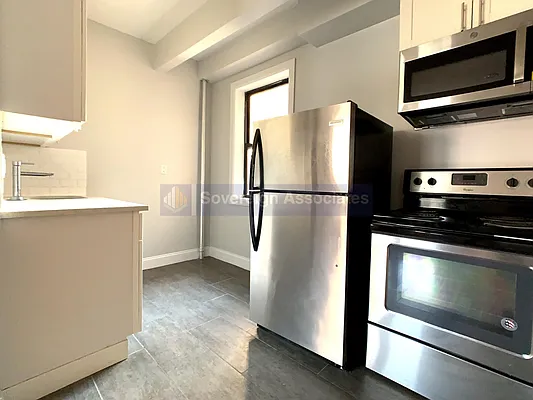 Rented by Sovereign Associates | media 6