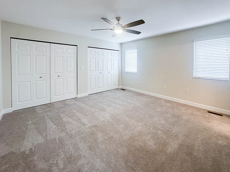 910 Hope Dr — Photo 10