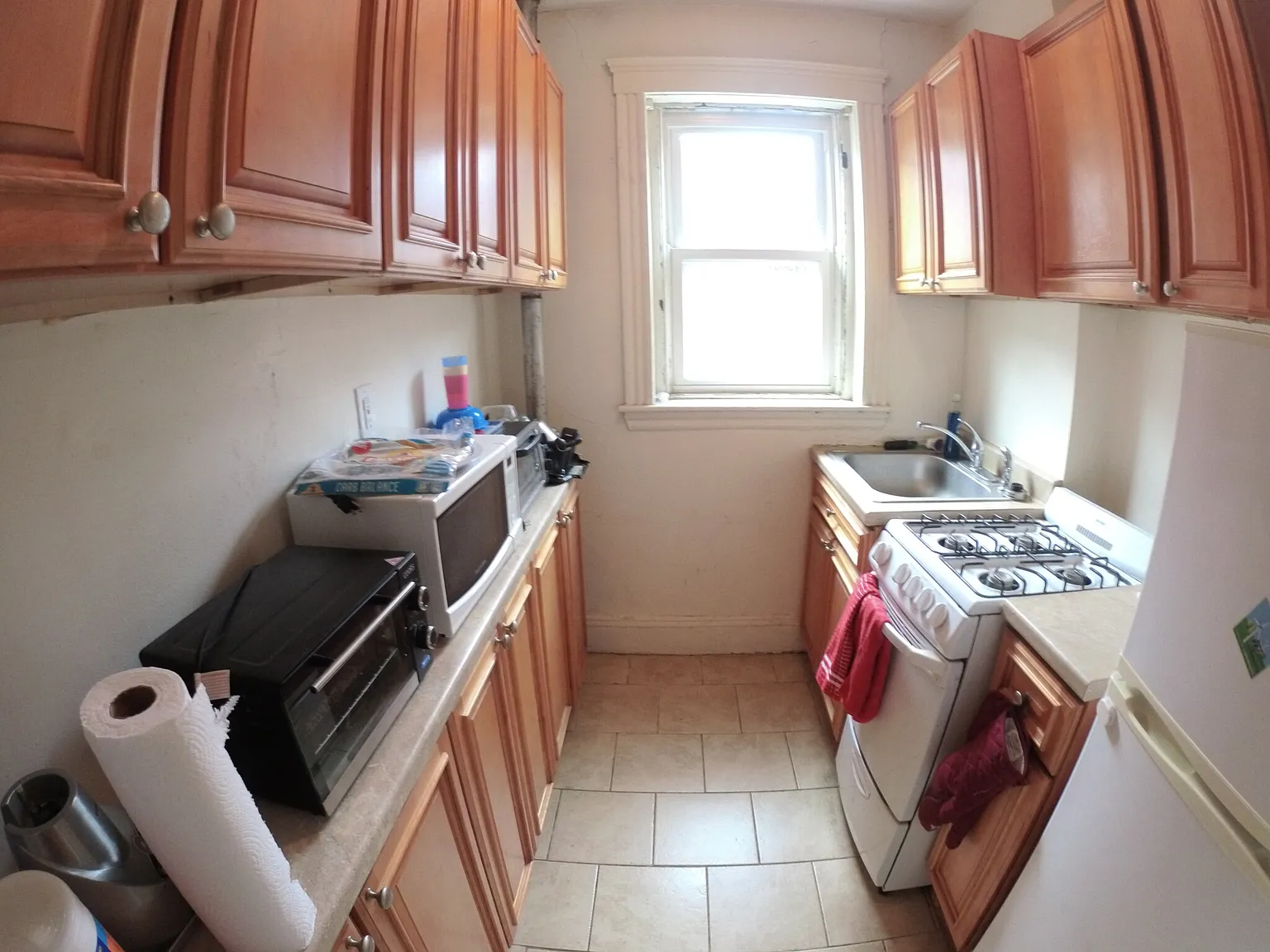 2 bed, 999 sqft, $2,400 — Photo 1