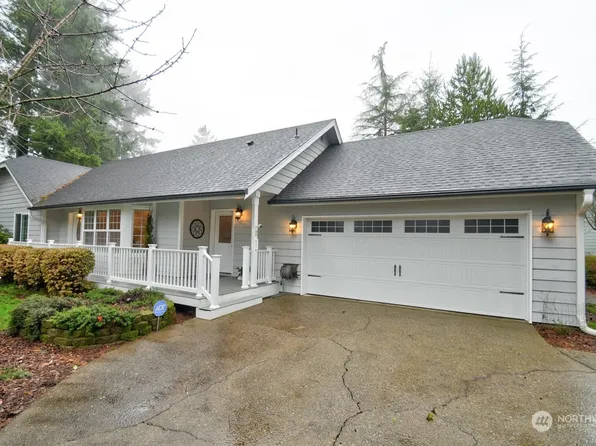 2404 Lakeview Court SW, Olympia, WA 98512