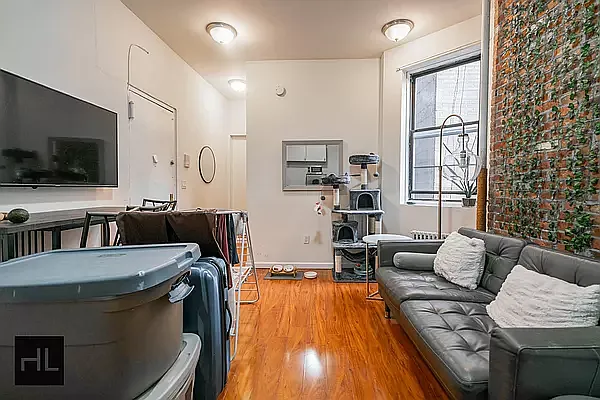 Rented by Highline Residential | media 3