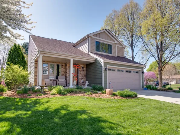 960 Chandler Ave, Geneva, IL 60134