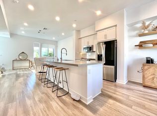 279 Dockside Ln, San Pedro, CA 90731