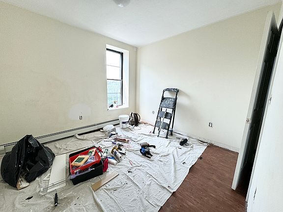 5th image of 13 Ruggles St #5