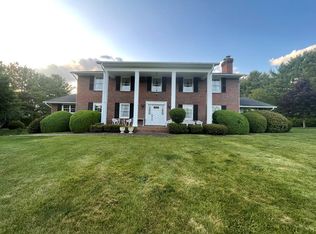 1230 W Ridge Rd, Wytheville, VA 24382