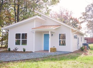 654 Staley St, Burlington, NC 27217
