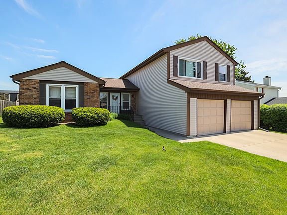 2nd image of 1837 Scarboro Dr W