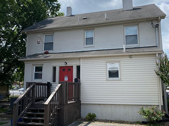 2nd image of 302 Washington Ave #B