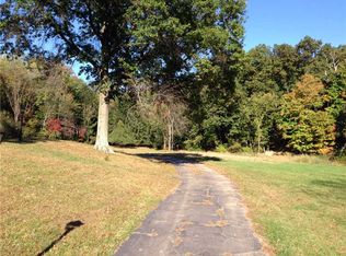 1618 Powers Run Rd, Pittsburgh, PA 15238