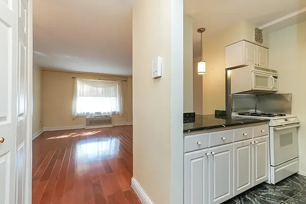 Sold by Ben Bay Realty Co. of Bay Ridge | media 5