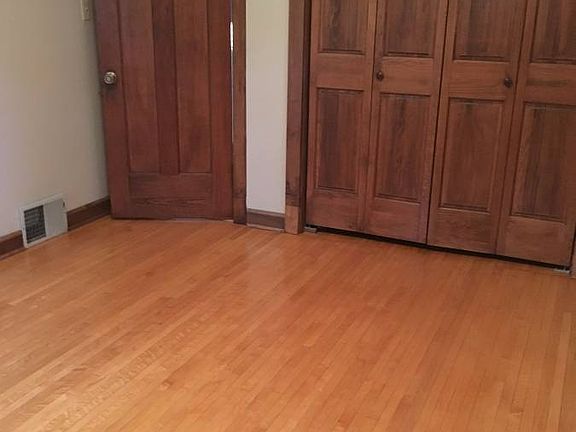 3rd image of 1135 Glenview Ave #1137