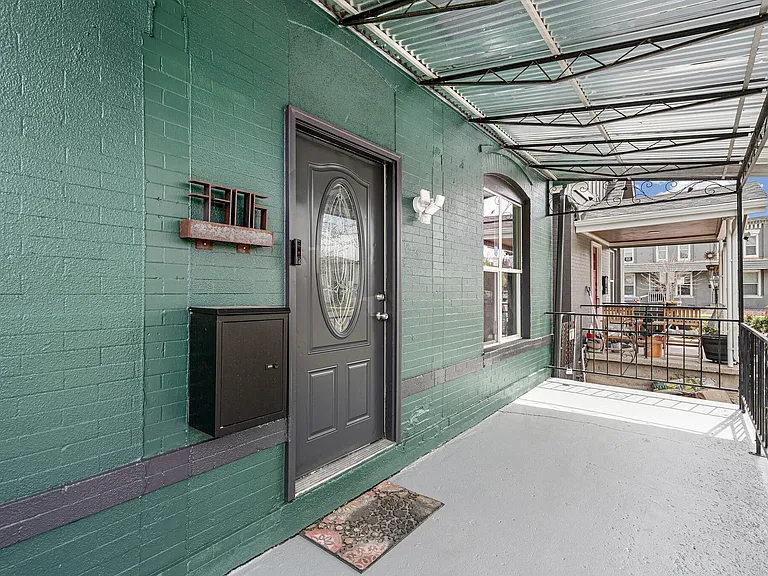 3306 N Gilpin St — Photo 4