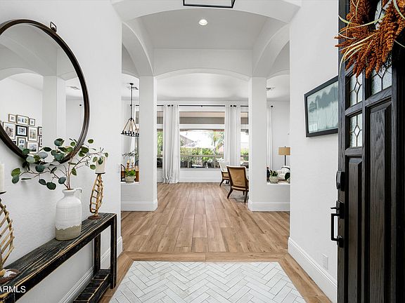 3rd image of 6131 E ANDERSON Drive