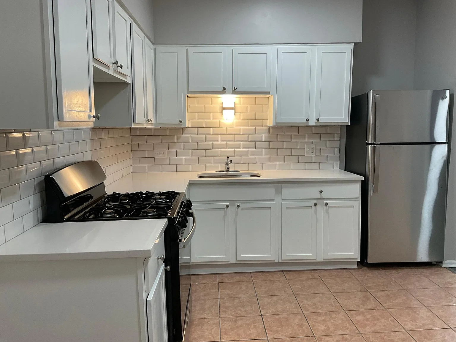 2 bed, $1,450 — Photo 1