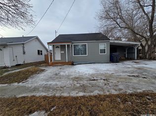 336 2nd Ave SE, Weyburn, SK S4H1X1