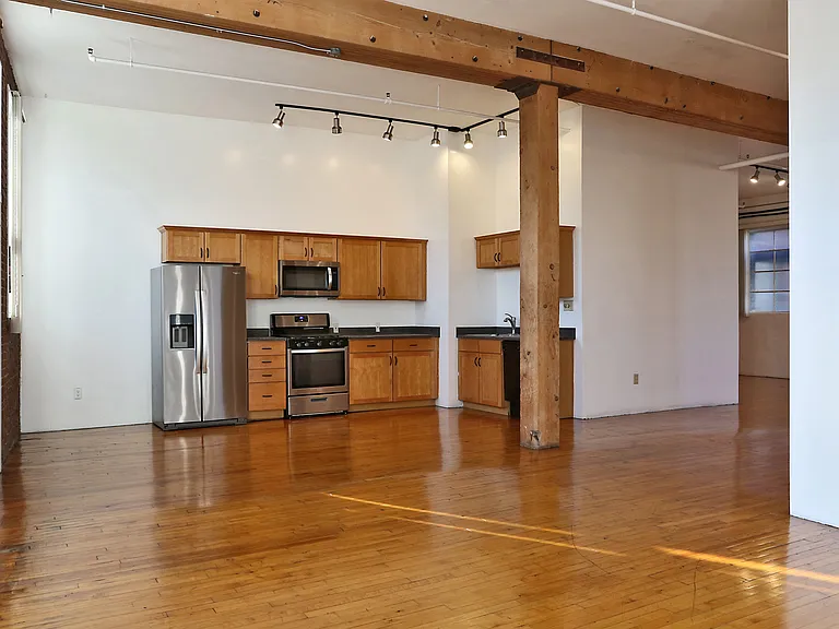 688 S. Santa Fe Ave — Photo 22
