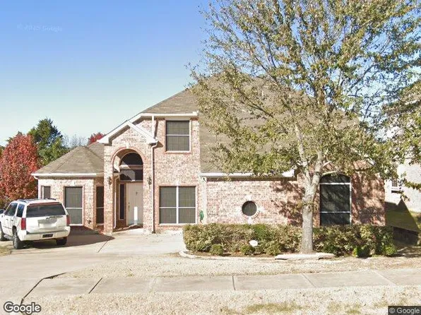 413 Silver Creek Dr, Desoto, TX 75115