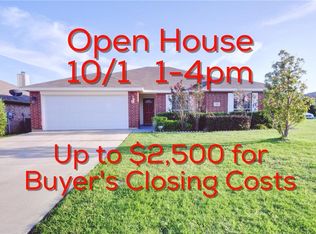 900 Peach Ln, Burleson, TX 76028