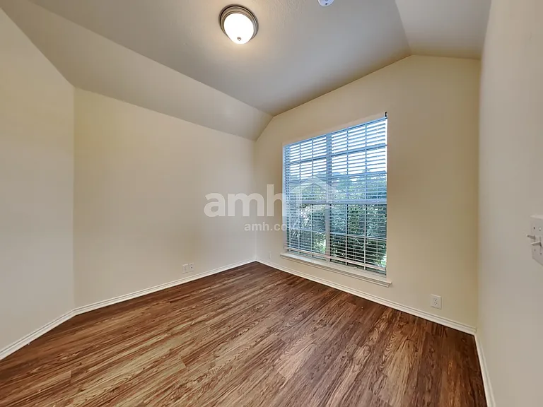 1356 Napa Dr — Photo 9