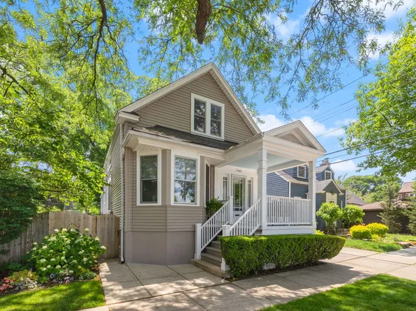 945 Thomas St, Oak Park, IL 60302