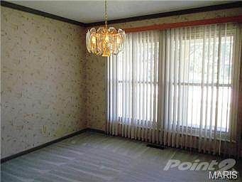 5th image of 108 Deer Meadows Ct