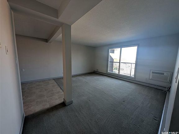5th image of 2301 7th St E #14