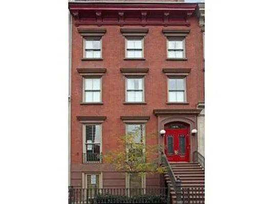 Rented by Corcoran | media 10
