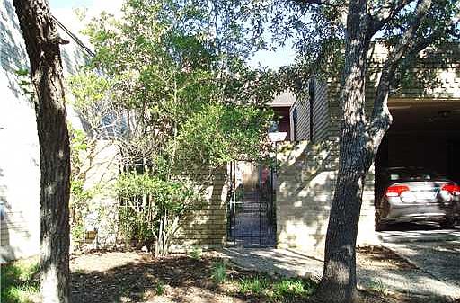 1st image of 16 Forest Dr