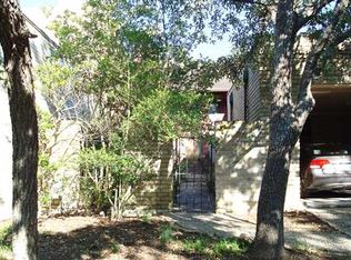 16 Forest Dr, College Station, TX 77840