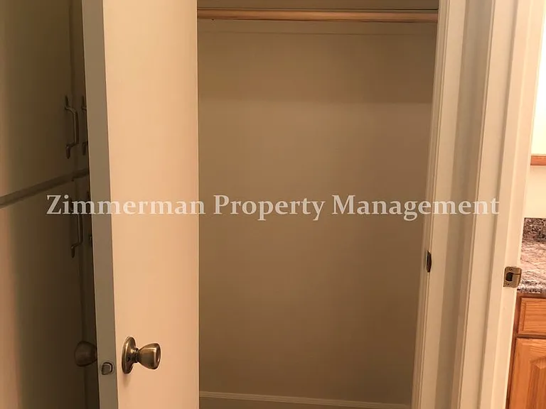 2727 Gateway St #35 — Photo 10
