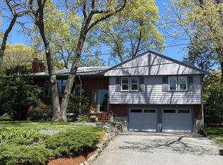 2 Frances Rd, Lexington, MA 02421