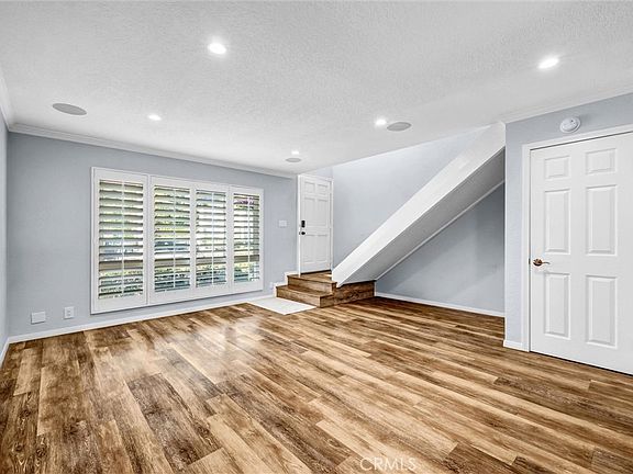 4th image of 25594 Paseo La Cresta