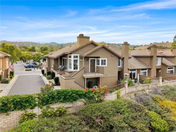 8123 E Oak Ridge Cir, Anaheim, CA 92808