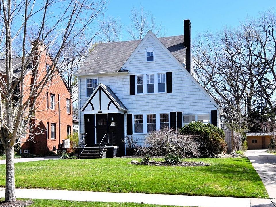 1st image of 2339 Canterbury Rd