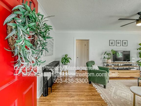 4th image of 6835 NE Fremont St