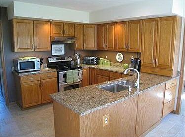 5th image of 231 Meadowbrook Dr