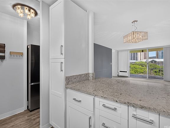 3rd image of 2920 Ala Ilima St APT 304