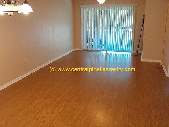 5th image of 3077 Casa Del Sol Cir APT 304