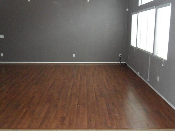 5th image of 413 Cactus Sands Ave