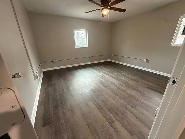 2751 Malvern Ave — Photo 5