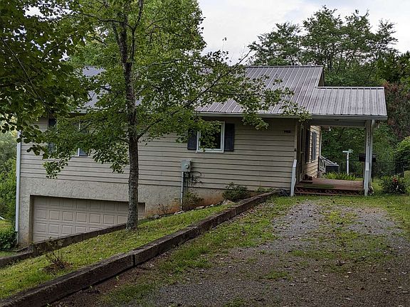 2nd image of 1453 Berrong Rd