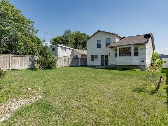 2nd image of 731 E Jepson Ave