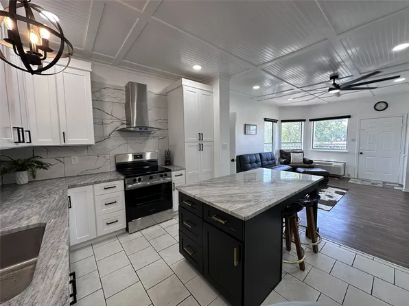 2164 Tanglewood Blvd Building B-202, Pottsboro, TX 75076