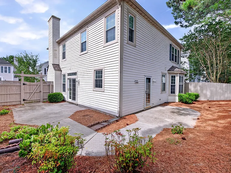 1537 Tallwood Cir — Photo 57