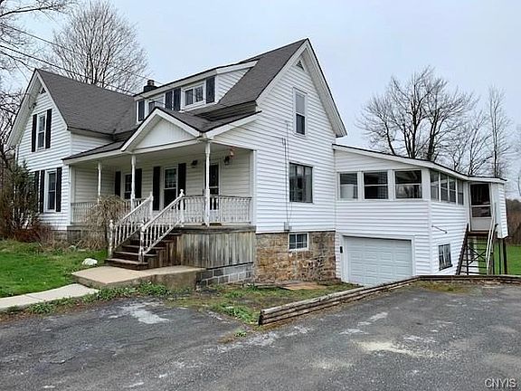 3rd image of 307 Mill St