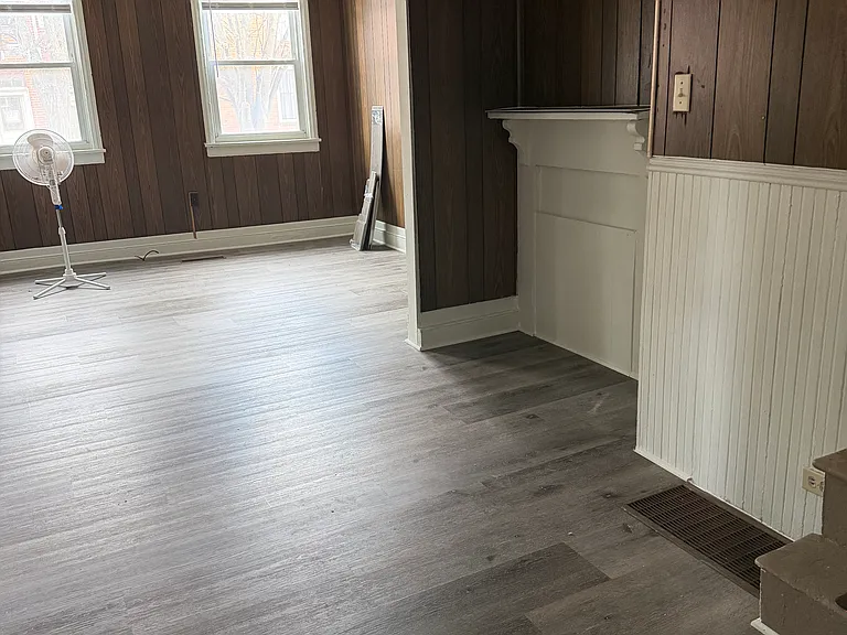 143 W North St — Photo 4
