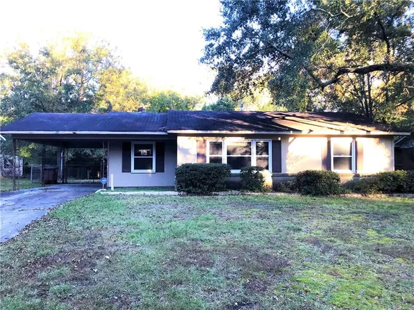 907 Emelda Dr, Mobile, AL 36606