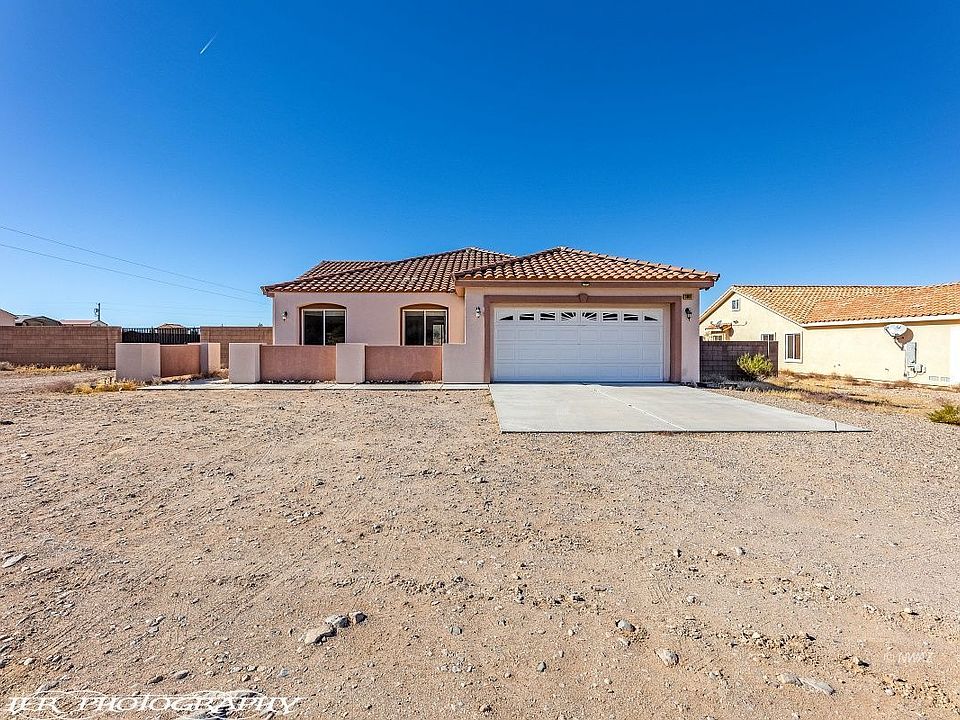 1st image of 3903 S Summer Ln