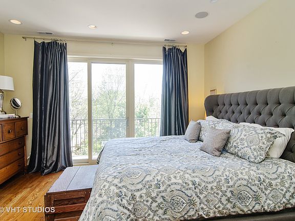 5th image of 2241 W Wabansia Ave APT 302